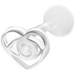 Labret piercing plateado con forma de corazón y piedra clara sobre fondo blanco
