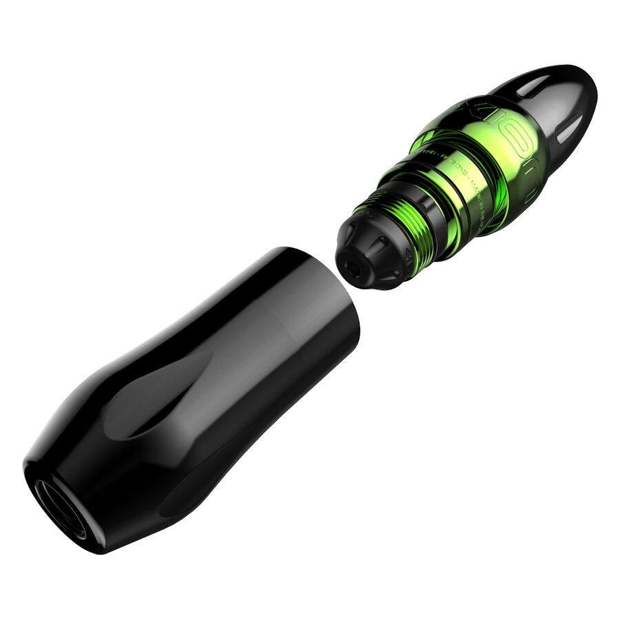 Xion Pen Kryptonite verde claro con mango negro sobre fondo blanco