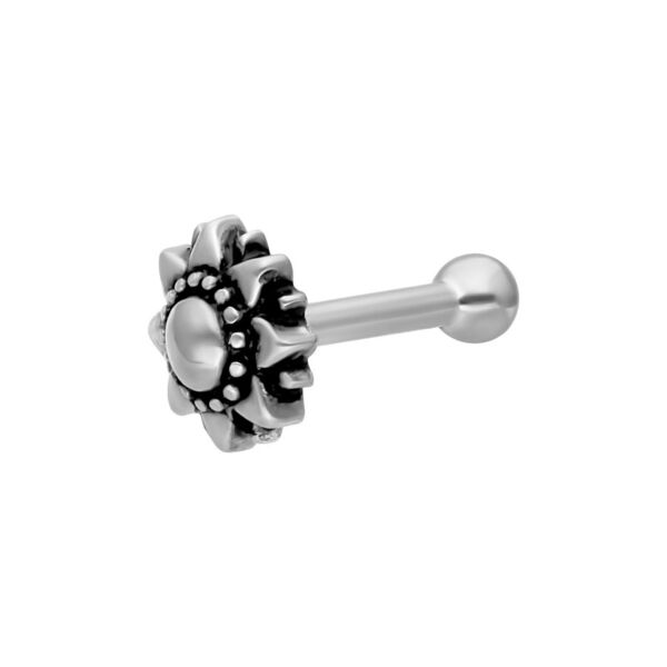 Barbell Piercing plateado con diseño de girasol sobre fondo blanco