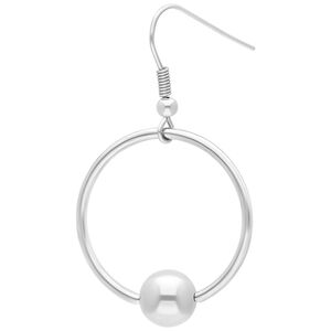 Silberne O-Ring Ohrringe aus Chirurgenstahl Silberne O-Ring Ohrringe mit Steckverschluss auf weißem Hintergrund