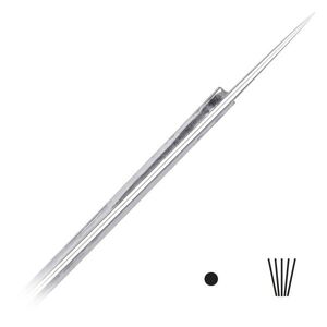 Runde Tattoonadeln Long Taper 50er Pack Silberne Tattoonadel aus Chirurgenstahl auf weißem Hintergrund