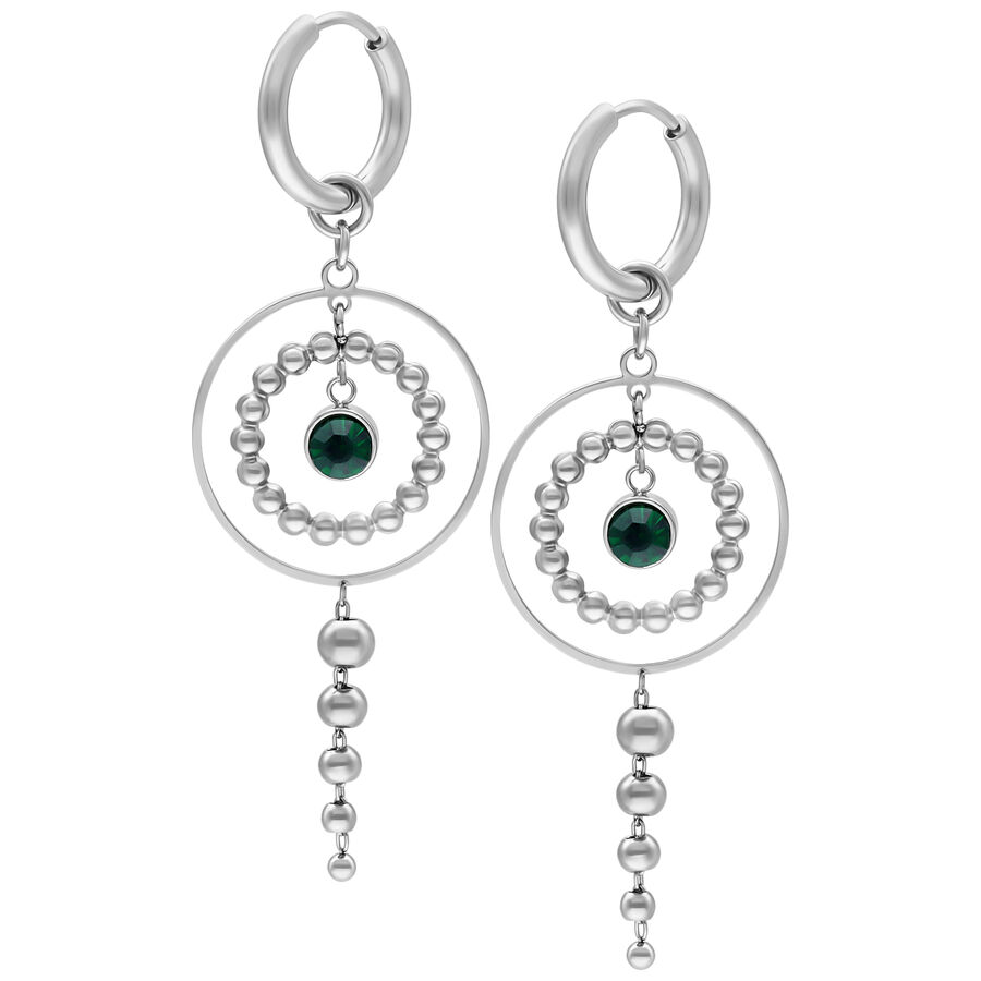 Orecchini a cerchio in argento con cristallo verde smeraldo su sfondo bianco