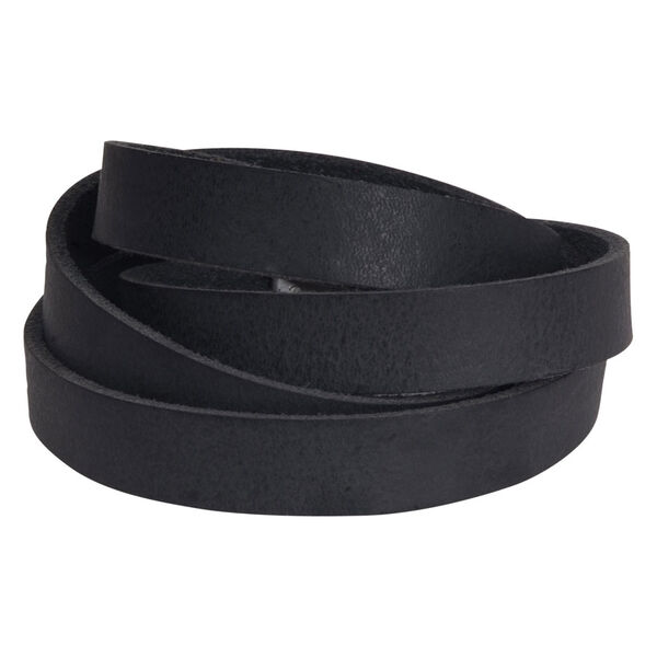 Pulsera de cuero negro sobre fondo blanco, envuelta varias veces