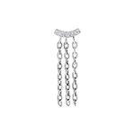 Inserto per piercing in argento con cristalli e catene su sfondo bianco