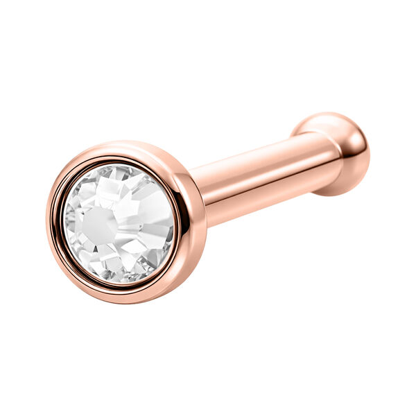 Delicato piercing al naso in oro rosa con cristallo chiaro su sfondo bianco
