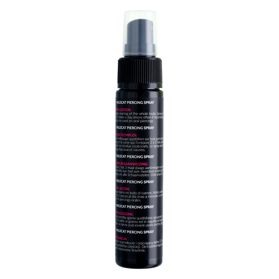 Botella negra de spray con spray para piercings, 60ml, sobre fondo blanco