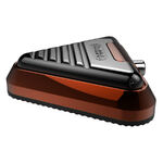 Delta Footswitch in arancione-nero, forma triangolare, alluminio, su sfondo bianco