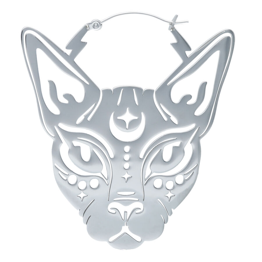 Aros Sphynx de plata con motivo de gato sobre fondo blanco