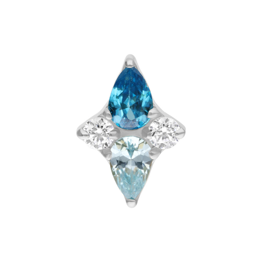 Accesorio plateado con cristal turquesa, sobre fondo blanco