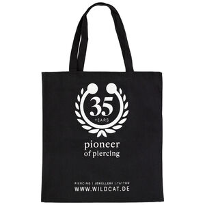 Schwarze Baumwolltasche mit Wildcat-Logo Schwarze Baumwolltasche mit Wildcat-Logo und Text auf weißem Hintergrund