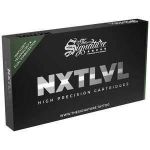 Wildcat Signature Tattoonadeln Box 10 Stk Schwarze Box mit silberner Aufschrift 'NXT LVL' und 'The Signature' auf weißem Hintergrund