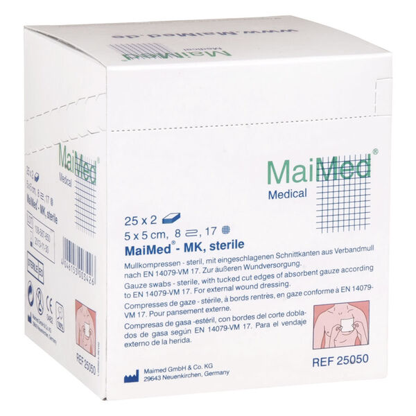 Valkoinen laatikko, jossa on MaiMed-mullikompressit, 5x5 cm, valkoisella taustalla