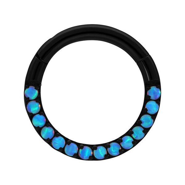 Clicker redondo de titanio negro con piedras de ópalo azul claro sobre fondo blanco
