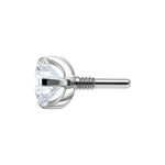 Accessorio piercing color argento con cristallo chiaro, vista laterale su sfondo bianco