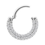 Anello piercing argento con doppia fila di cristalli su sfondo bianco