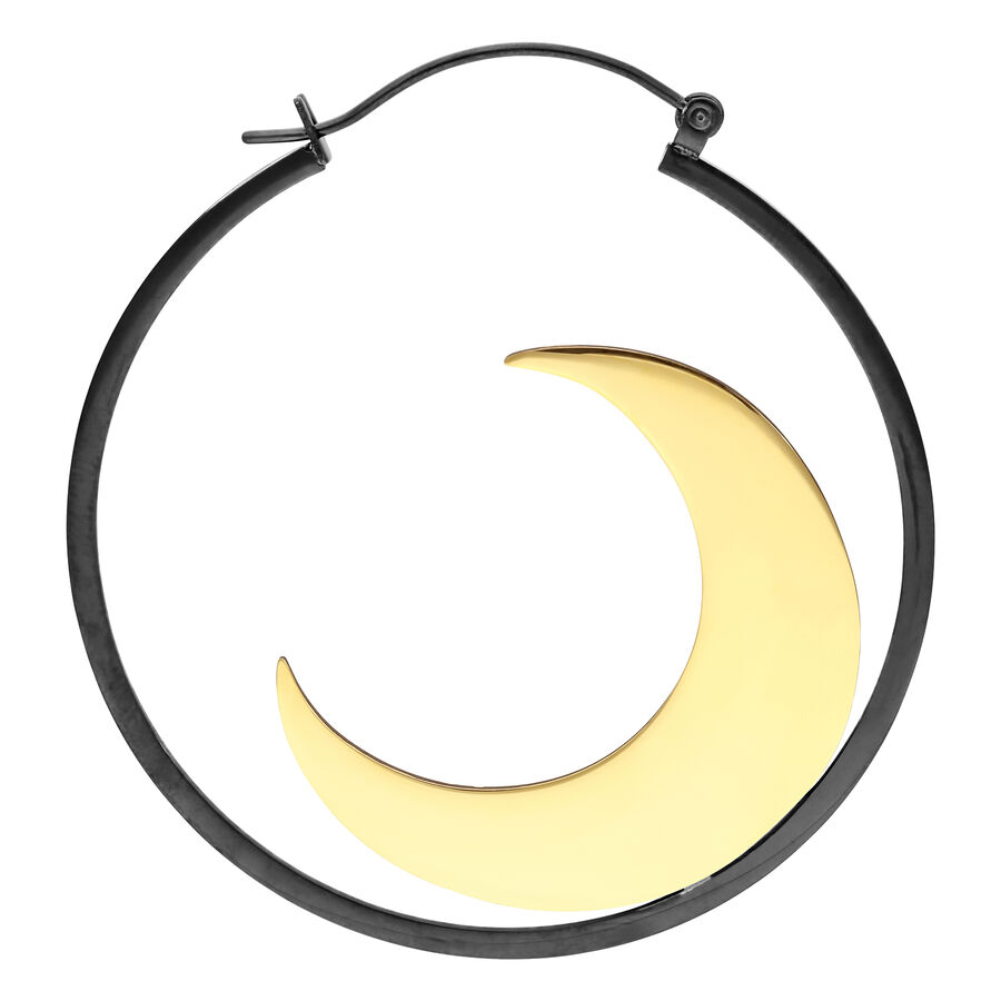 Orecchini Mangata Hoops neri e dorati con design a mezzaluna su sfondo bianco