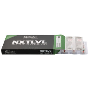 The Signature® Tattoonadeln Box 10 Stk Schwarz Schwarze Verpackung der The Signature® Tattoonadeln mit geöffneter Box und Nadeln im Vordergrund
