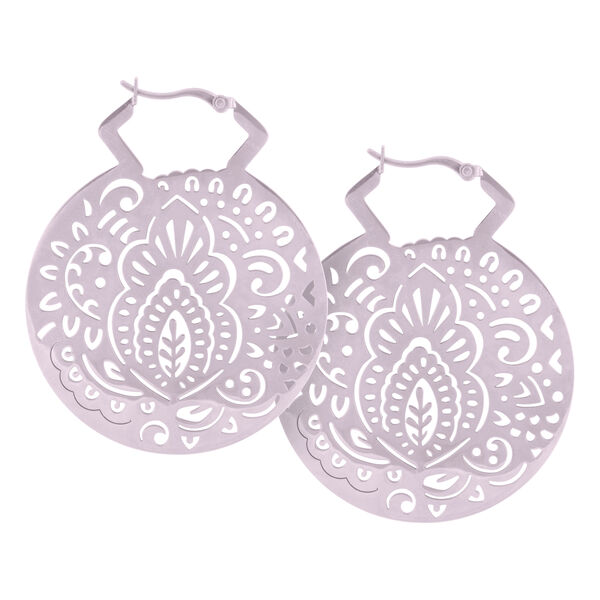 Aros Mehndi negros y plateados con diseño delicado sobre fondo blanco