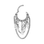 Clicker piercing argento con cristalli chiari su sfondo bianco